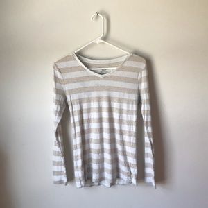 White and beige stripped long sleeve T-shirt